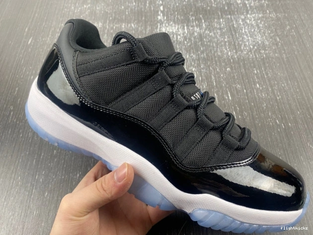 Air Jam 11 Space Jordan FV5104-004 Low 0906